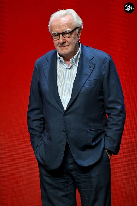 Le lieu accueillera le siège de Ducasse Paris, quatre manufactures, une boulangerie et deux restaurants, dont un bouillon et une table de douze couverts.

Le chef Alain Ducasse - Cérémonie des remises des Etoiles Michelin 2026 au Grimaldi Forum à Monaco le 16 mars 2026. 1 étoile, 7 nouveaux 2 étoiles et 1 nouveau 3 étoiles pour l'édition 2026 © Bruno Bebert/Bestimage