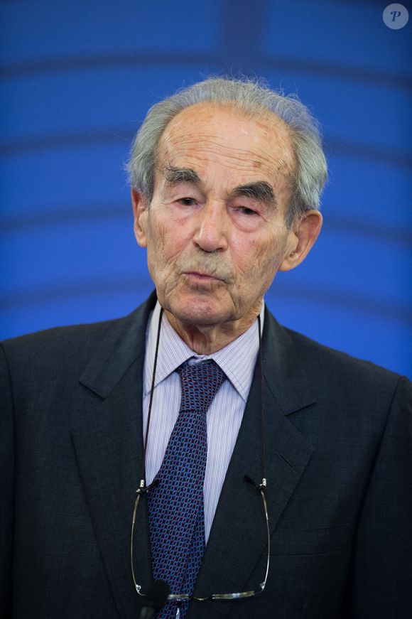 L'ancien ministre de la Justice Robert Badinter s'exprime lors de la commémoration du 40e anniversaire de l'abolition de la peine de mort à l'Assemblée nationale française à Paris le 15 septembre 2021. Photo par Raphael Lafargue/ABACAPRESS.COM