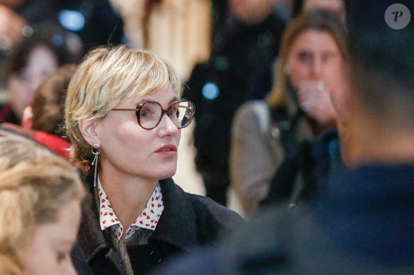 Judith Godrèche arrive au tribunal - Le réalisateur Christophe Ruggia, poursuivi pour agressions sexuelles envers la comédienne Adèle Haenel, condamné à deux de prison ferme avec port de bracelet électronique va faire appel de la décision, au tribunal judiciaire de Paris, France, le 3 février 2025. © Christophe Clovis/Bestimage