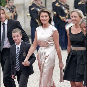 Pierre Sarkozy, Louis Sakrozy, Cécilia Attias, Jeanne-Marie et Judith Martin - Passation de pouvoir entre Jacques Chirac et Nicolas Sarkozy au Palais de l'Elysée en 2007. (GUIREC-MACAULT / BESTIMAGE).