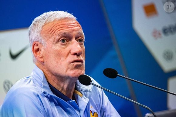 Didier Deschamps lors de la Première conférence de presse pour lancer la préparation des Bleus à l'Euro 2024 à Clairefontaine, le 29 mai 2024. 
© Baptiste Autissier / Panoramic / Bestimage