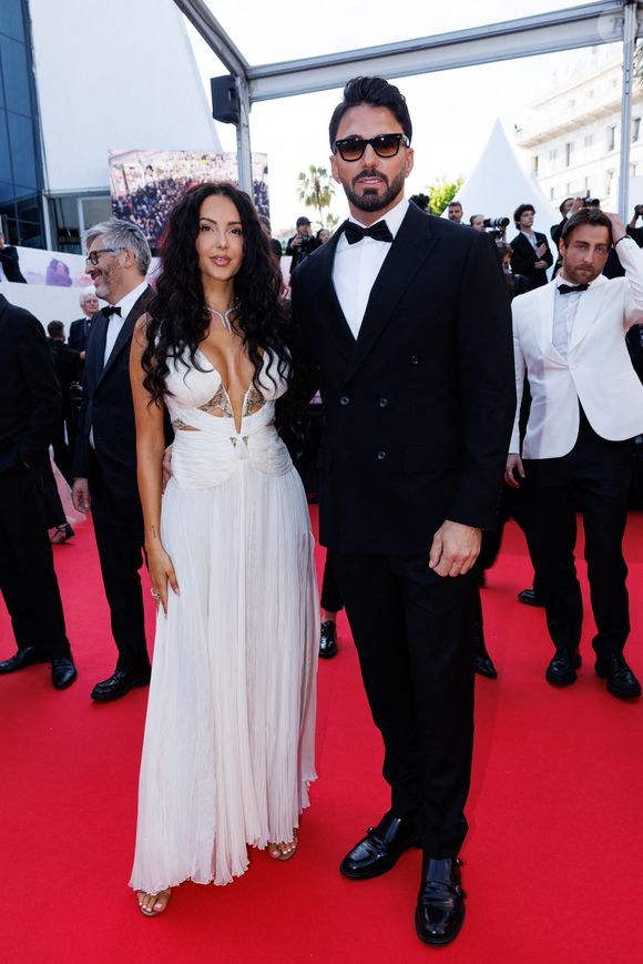 Nabilla Benattia et son mari Thomas Vergara - Montée des marches du film « The history of sound » lors du 78ème Festival International du Film de Cannes, au Palais des Festivals à Cannes. Le 21 mai 2025
© Jacovides-Moreau / Bestimage