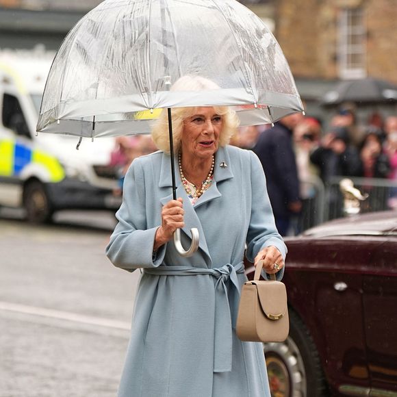©Alpha Press 02/07/2025
La reine Camilla (Camilla Parker Bowles, reine consort d'Angleterre) lors d'une visite pour dévoiler un cairn commémoratif marquant le centenaire du mémorial de guerre de Kirkcaldy en Écosse.