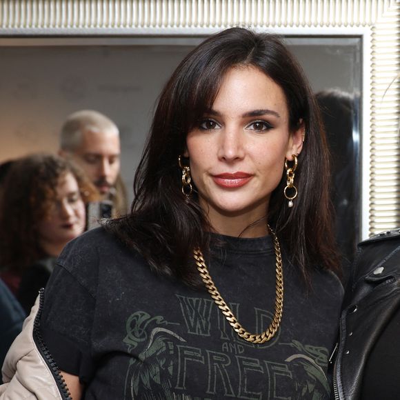 Elle a justifié son choix en précisant que c'était pour son bien-être mental !

Exclusif - Jade Leboeuf lors de la soirée 'Pop Up' de luxe durable 'Amay Snowballs' au Village Royal à Paris, le 30 novembre 2023.

Photo : Denis Guignebourg / BestImage