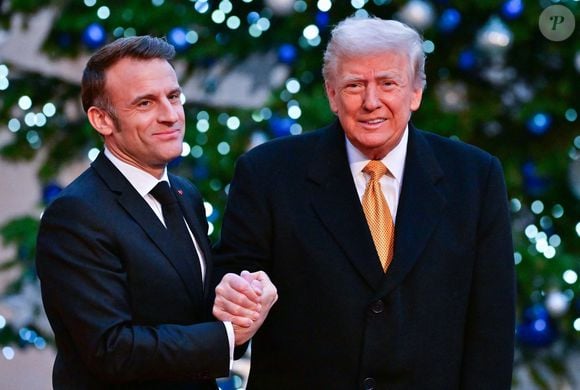 Et Donald Trump n'a pas tari d'éloges au sujet du futur roi d'Angleterre 

Le président français Emmanuel Macron recoit le président américain élu Donald Trump et le président ukrainien Volodymyr Zelenskiy au palais de l'Élysée après une réunion trilatérale dans le cadre des cérémonies de réouverture de la cathédrale Notre-Dame de Paris, cinq ans et demi après l'incendie, à Paris, France, le 7 décembre 2024. © Christian Liewig /Bestimage