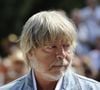 Renaud est actuellement à Montréal pour célébrer ses 50 ans de carrière.

Le chanteur Renaud - Tournoi de pétanque Grand Prix des Personnalités d'Isle sur la Sorgue dans le Vaucluse (84) le 24 juin 2017 © Eric Etten / Bestimage