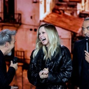 Exclusif - Florent Pagny, Lara Fabian, Nikos Aliagas lors surprises lors de l'enregistrement de l'émission "La chanson secrète N°14", présentée par N.Aliagas et diffusée le 26 décembre sur TF1, consacrée à Lara Fabian à Paris le 10 Décembre 2025.

©BestImage