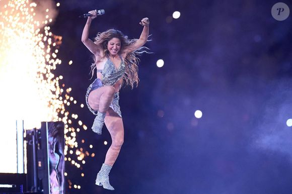 Se produire à Lima ce lundi 17 février 2025, c'est le souhait de Shakira. Mais pour l'instant, rien n'a été officialisé.

Shakira lors d'un concert lors de la mi-temps du match Argentine / Colombie, le 14 juillet 2024, en Floride. © Imago/Panoramic/Bestimage