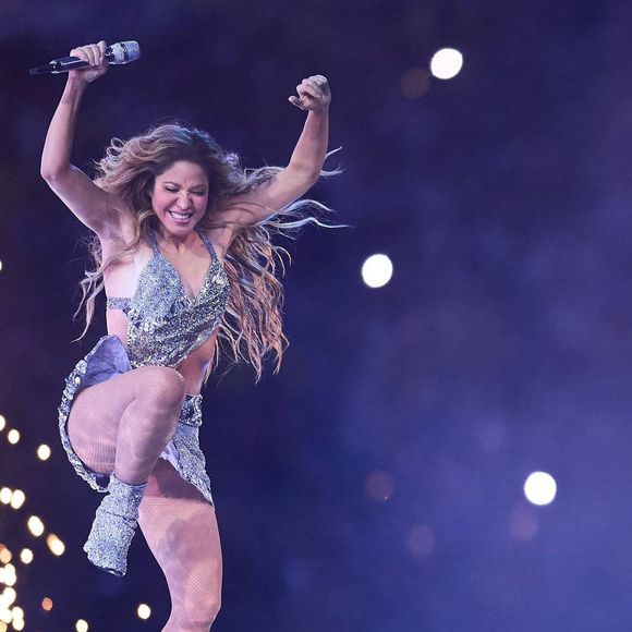 Se produire à Lima ce lundi 17 février 2025, c'est le souhait de Shakira. Mais pour l'instant, rien n'a été officialisé.

Shakira lors d'un concert lors de la mi-temps du match Argentine / Colombie, le 14 juillet 2024, en Floride. © Imago/Panoramic/Bestimage