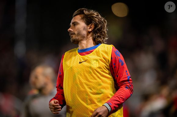 Le joueur de football de 35 ans a en effet choisi de rejoindre la MLS (Major League Soccer) pour intégrer les rangs de l'équipe d'Orlando City. 

Antoine Griezmann (Atlético de Madrid) s'échauffe lors d'un match de Coupe du Roi entre l'UE Vic et l'Atlético de Madrid à l'Estadi Hipolit Planas à Vic, Barcelone, Espagne, le 31 octobre 2024. © Felipe Mondino/Panoramic/Bestimage