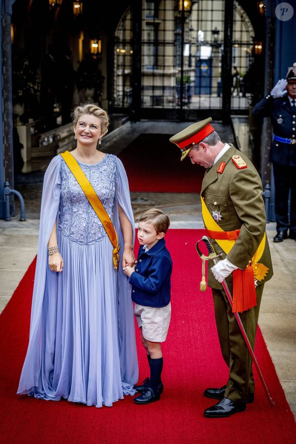 Le grand-duc Guillaume de Luxembourg, la grande-duchesse Stéphanie de Luxembourg (de Lannoy), le prince Charles Jean Philippe Joseph Marie Guillaume : célébrations à l'occasion du changement de souverain au Luxembourg, première journée à Luxembourg-Ville, Luxembourg, 3 octobre 2025.
Photo : Dana Press / Bestimage