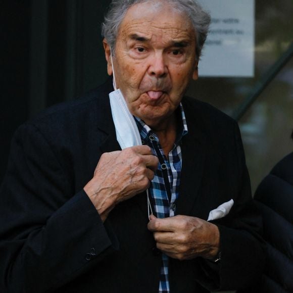 Pierre Perret - Arrivées de l'émission "Vivement Dimanche Prochain" qui sera diffusée le 17 octobre 2021 au Studio Gabriel à Paris, France, le 13 octobre 2021. © Christophe Clovis / Bestimage