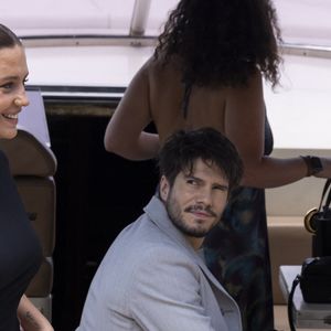 Adèle Exarchopoulos et François Civil - Arrivées au défilé de mode Jacquemus Cruise "La Casa" à la Casa Malaparte à Capri, Italie, le 10 juin 2024. © Borde-Da Silva/Bestimage