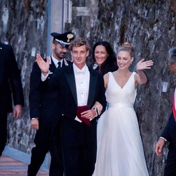 Arrivées pour la soirée de mariage de Pierre Casiraghi et Beatrice Borromeo au château Rocca Angera (château appartenant à la famille Borromeo) à Angera sur les Iles Borromées, sur le Lac Majeur, le 1er août 2015. © SGP / BESTIMAGE