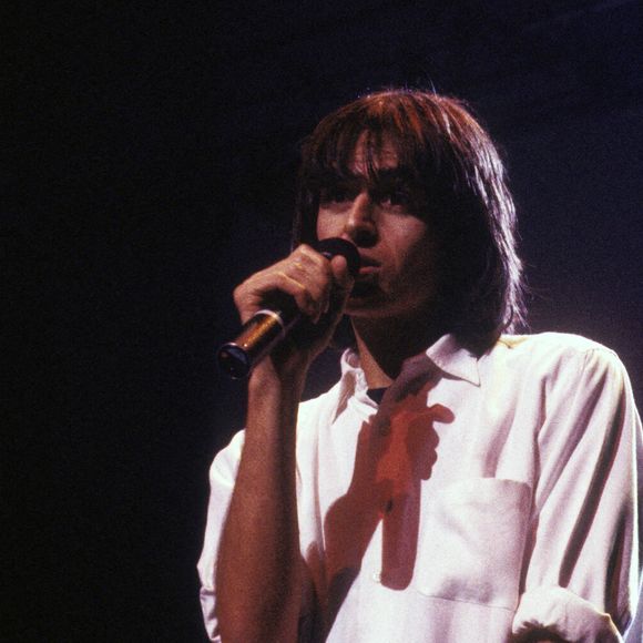 Après avoir découvert une vidéo du spectacle de sa chorale, Jean-Jacques Goldman lui a écrit quelques mots pour saluer son travail et celui des élèves.


Jean-Jacques Goldman. Photo : APS-Medias/ABACAPRESS.COM