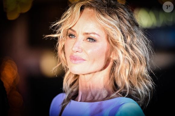 Portrait d'Adriana Karembeu, mannequin et actrice slovaque lors de l'inauguration des vitrines de Noël et de l'illumination de la façade du BHV rue de Rivoli à Paris le 6 novembre 2024. Photo by Tomas Stevens/ABACAPRESS.COM
