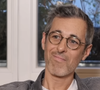 Alors, pour ne pas quitter ni perturber sa chienne, il a pris une grande décision.

Michael Goldman sur Youtube