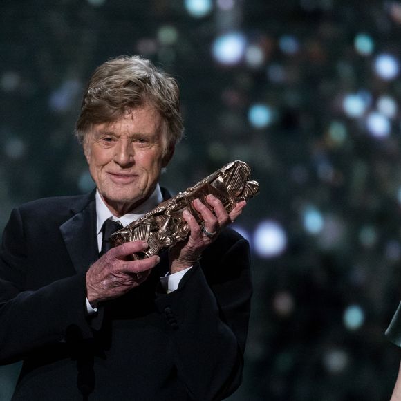 Robert Redford reçoit un Cesar d'honneur à la 44ème cérémonie des Cesars à la salle Pleyel, à Paris, le 22 février 2019.

© Borde / Jacovides / Bestimage