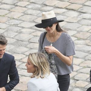 Guillaume Canet et Marion Cotillard et Rachid Ferrache lors de la cérémonie d’hommage national à Jean-Paul Belmondo à l’Hôtel des Invalides à Paris, France, le 9 septembre 2021. © Dominique Jacovides/Bestimage