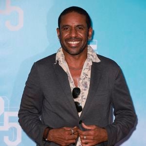 Il est aussi le frère de l’acteur Loup-Denis Elion.
Loup-Denis Elion
La 25e édition du Festival de la fiction télé de La Rochelle, soirée d'ouverture à la coursive, mardi 12 septembre 2023 © Christophe Aubert via Bestimage