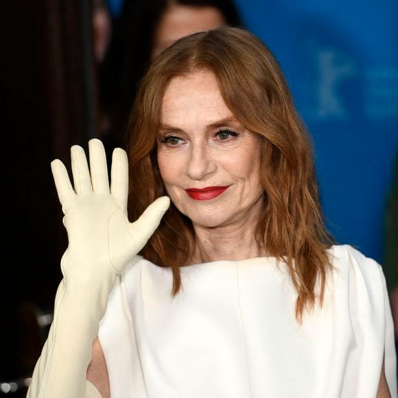 Pour entretenir la flamme ou réussir un premier rendez-vous galant, la star a dévoilé au magazine Vogue son adresse parisienne fétiche.

Isabelle Huppert - Photocall du film "Die Blutgräfin (The Blood Countess)" lors de la 76ème édition du festival international du film de Berlin (La Berlinale 2026) , le 16 février 2026.
Action Press / Bestimage
