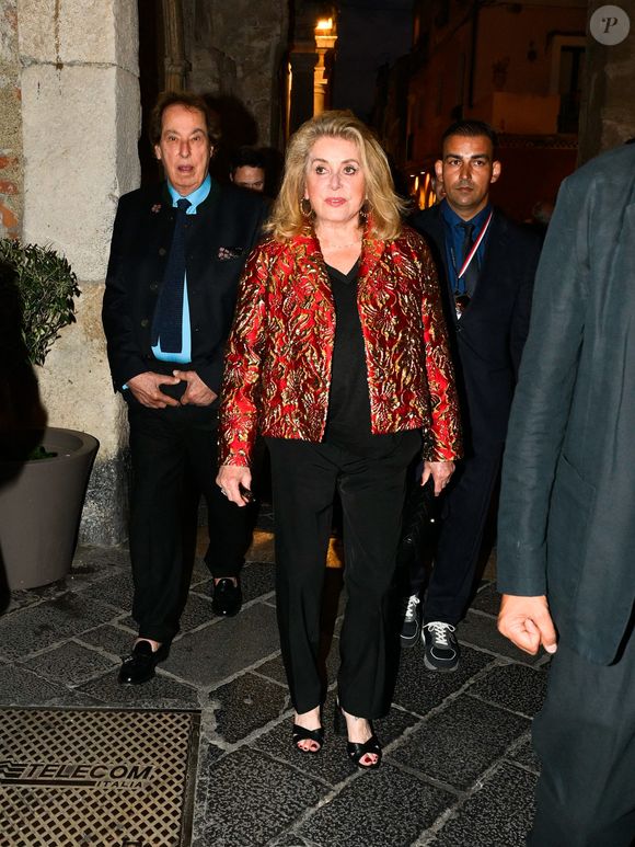 Taormine, Italie : Taormine, 71ème Festival du Film de Taormine 2025 - Jour 2, Apéritif à l'Hôtel Metropole. Sur la photo : Catherine Deneuve (Credit Image : © Maurizio D'Avanzo/IPA via ZUMA Press)