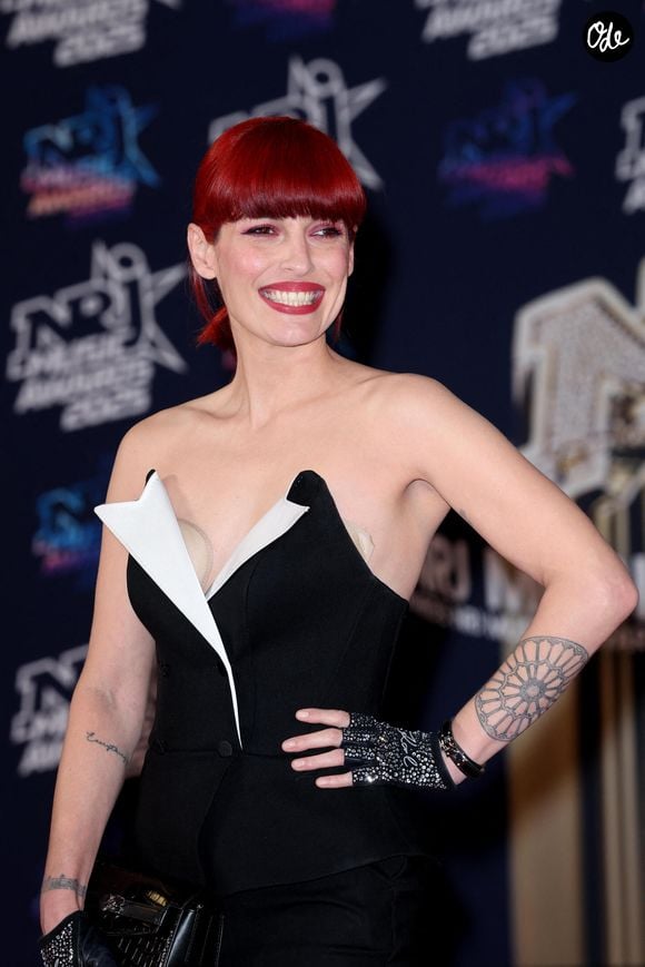 Jennifer Ayache au photocall de la 27ème édition des NRJ Music Awards au palais des Festivals de Cannes, France, le 31 octobre 2025. © Dominique Jacovides/Bestimage
