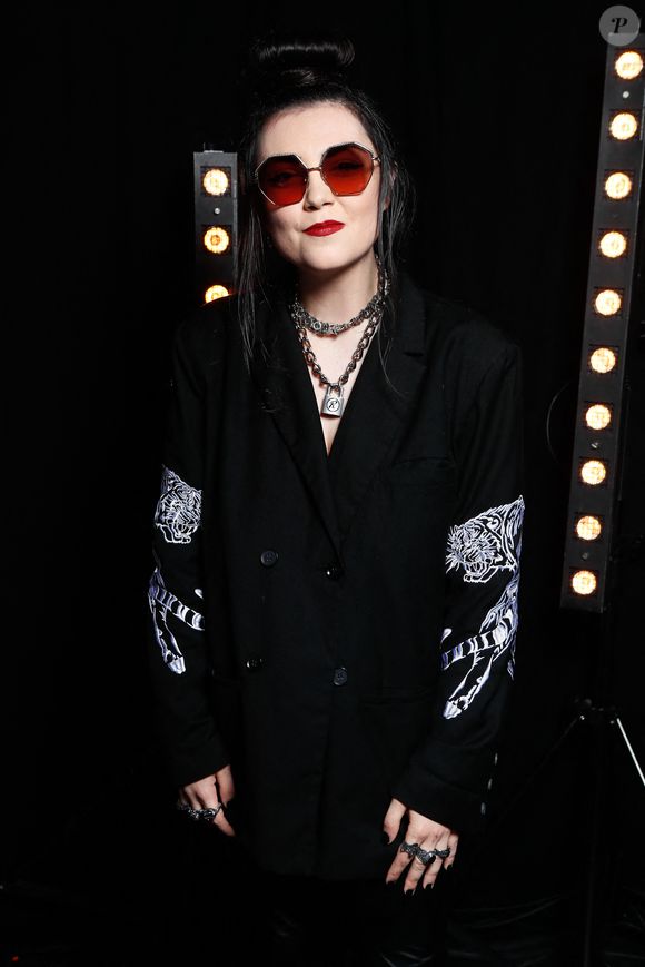 Exclusif - Hoshi à l'enregistrement de l'émission "Ce soir on chante pour les 100 ans des droits de l'enfant, avec l'Unicef".

Photo : Christophe Clovis / Bestimage