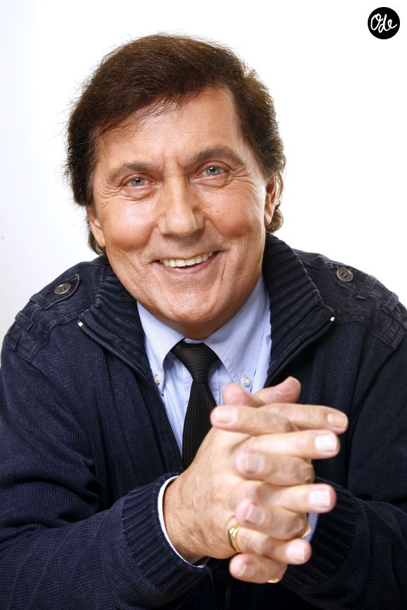 Portrait - Le chanteur Frank Michael 2012.
JLPPA / Bestimage
