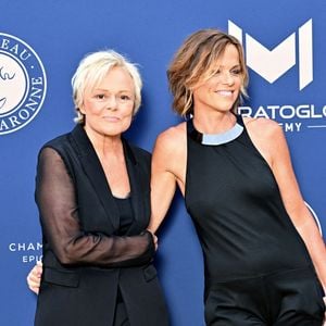 "J'étais un peu homophobe", a-t-elle confié à Nicole Ferroni dans "Piquantes !" 

Muriel Robin et sa femme Anne Le Nen lors de la 10ème édition du Gala de Charité de Patrick Mouratoglou à l'Académie Mouratoglou à Biot Sophia Antipolis, le 23 juin 2024. © Bruno Bebert/Bestimage