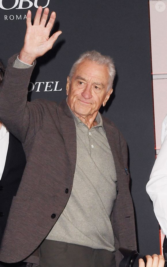 Fin mars, la légende hollywoodienne Robert De Niro a posé ses valises à Saint-Just-en-Chevalet

Robert De Niro ouvre son hôtel Nobu à Rome
Via Veneto - Rome, Italie