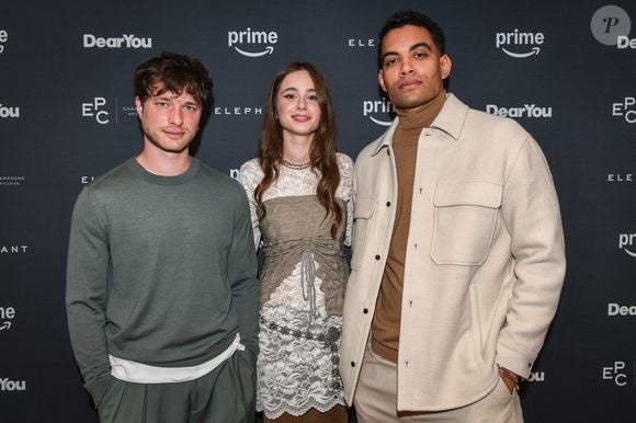 Dans "Dear You", Carla Poquin est accompagnée de Louka Meliava et Terence Telle.

L'actrice française Carla Poquin pose avec les acteurs français Louka Meliava et Terence Telle pour un photo-call de la série Dear You au cinéma Pathe Palace à Paris, le 5 février 2025. Photo by Firas Abdullah/ABACAPRESS.COM
