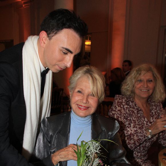 Jordan de Luxe et Danièle Gilbert lors de la soirée de gala "Enfance Majuscule" au profit de l'enfance maltraitée à la Salle Gaveau à Paris le 7 octobre 2024.
Enfance Majuscule milite activement pour une libération de la parole des victimes, et pour une réelle prise en compte par les pouvoirs publics des violences et des maltraitances quotidiennes subies par les enfants.

© Philippe Baldini / Bestimage