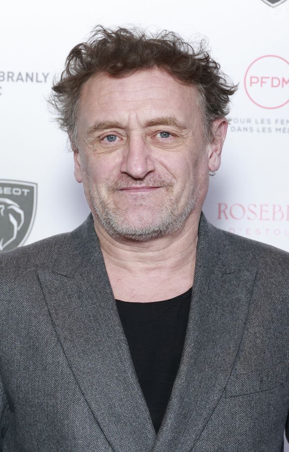 Dans cet entretien, l’animateur évoque aussi ses débuts au cours Florent, où il a rencontré Jean-Paul Rouve

Jean-Paul Rouve - La 33ème cérémonie des Trophées du Film français au musée du quai Branly à Paris, lundi 26 janvier 2026. © Christophe Aubert via Bestimage