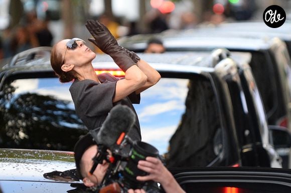 Céline Dion quitte le Royal Monceau pour se rendre aux répétitions de son concert parisien. Paris le 8 Septembre 2026. © Clement Prioli / Bestimage