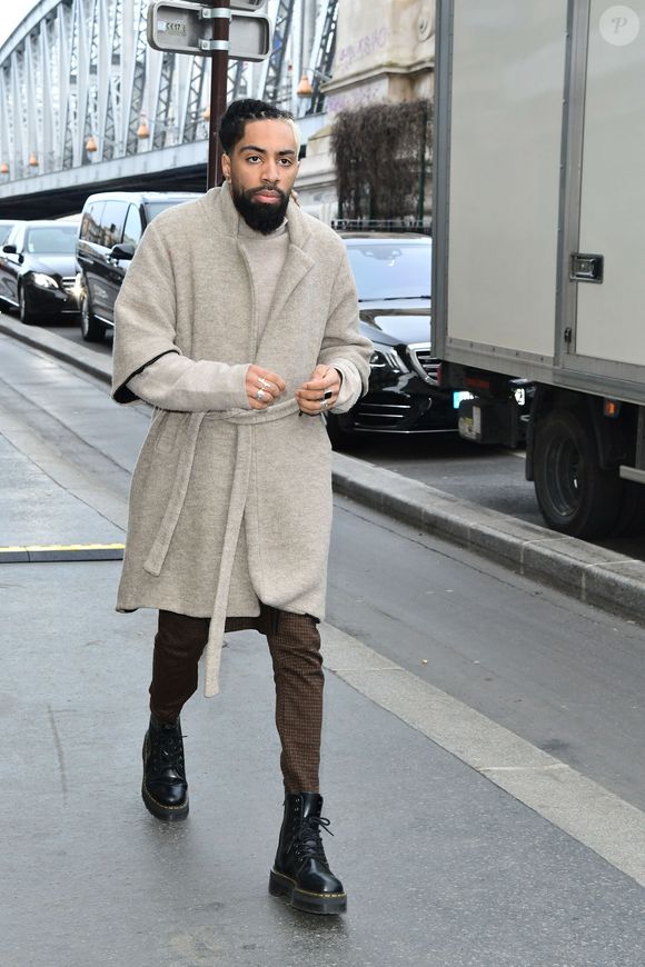 Exclusif - Fary Lopes - Les célébrités se rendent au "Sunday Service" de Kanye West à Paris, la messe est organisée au Théâtre des Bouffes du Nord à Paris, le 1er mars 2020.