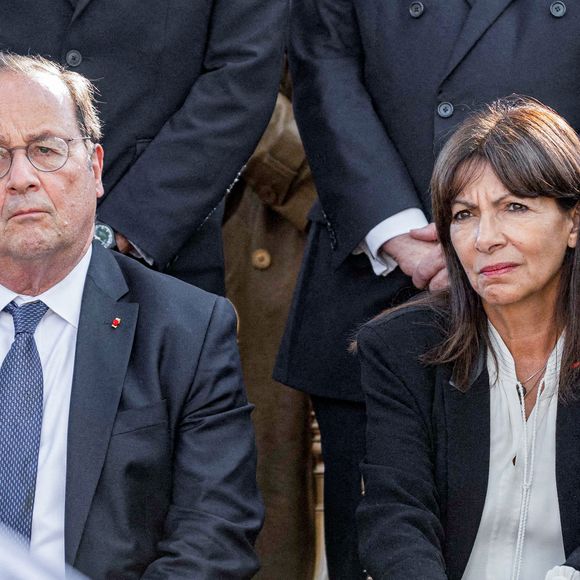 François Hollande, Anne Hidalgo, Richard Ferrand - Obsèques du journaliste Jean-Pierre Elkabbach au cimetière du Montparnasse dans le 14ème arrondissement de Paris, France, le 6 octobre 2023. © Pierre Perusseau/Bestimage