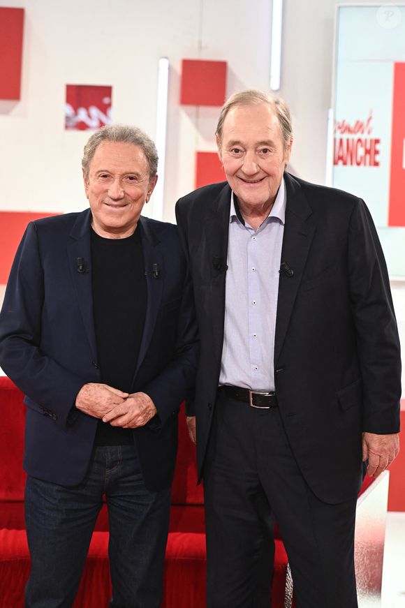 Exclusif - Michel Drucker et Gervais Martel - Enregistrement de l'émission Vivement dimanche en hommage à Pierre Bachelet au studio Rive Gauche, presentée par Michel Drucker . Diffusion sur France 3 le 14/09/2025.

© Guillaume Gaffiot / Bestimage