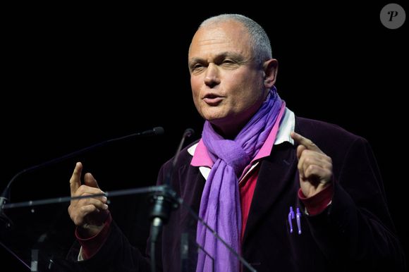 Un énorme coup de massue pour l'ancien professeur de chant de la Star Academy qui a travaillé entre 2005 et 2007 au sein de château de Dammarie les Lys.  

Richard Cross - People à la maison Jean Paul Gaultier pour la présentation du Projet Iccarre à Paris, le 1er décembre 2014@CYRIL MOREAU / BESTIMAGE