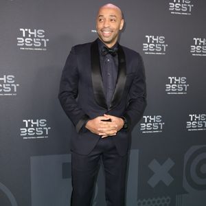 Thierry Henry arrive aux The Best FIFA Football Awards au Apollo Theatre Hammersmith, Londres. Janvier 2024 Photo (Paul Terry / Sportimage) (Crédit Image : Â© Paul Terry/Sportimage/Cal Sport Media)