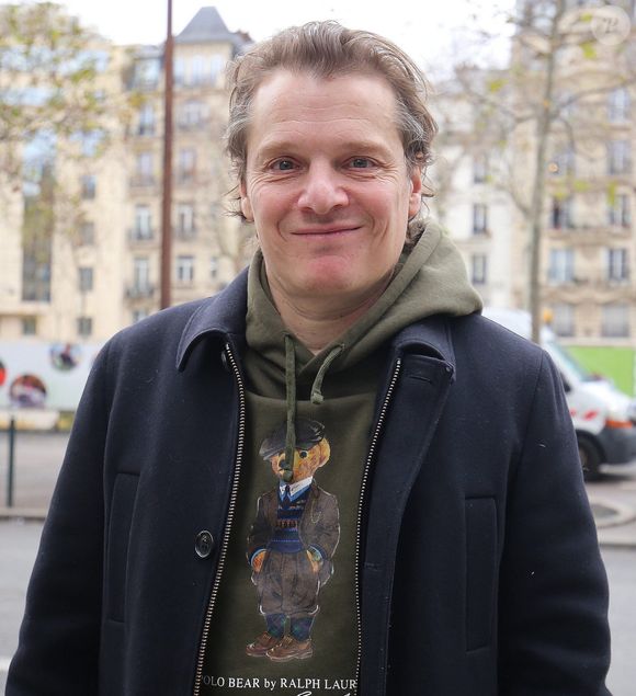 Bénabar à la sortie des studios de RTL à Paris, France, le 7 décembre 2023. © Jonathan Rebboah/Panoramic/Bestimage
