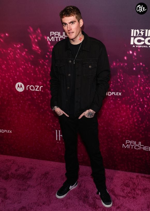 Selon TMZ, il se trouvait dans un centre de désintoxication au moment de sa mort, le 20 septembre 2026.

Presley Walker Gerber au photocall de la première mondiale du documentaire "Infinite Icon: A Visual Memoir" à l'AMC The Grove 14 de Los Angeles, Californie, Etats-Unis, le 22 janvier 2026.

© RALL/Backgrid USA/Bestimage