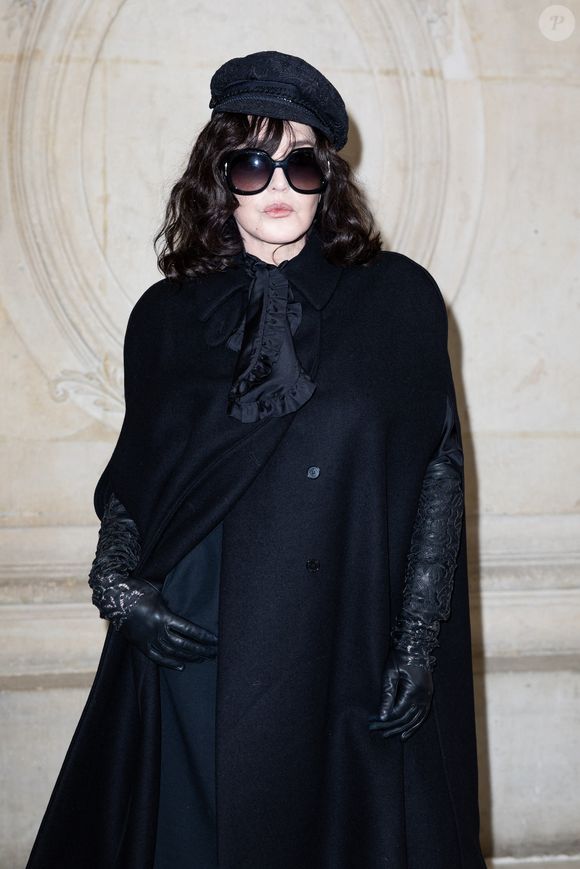 Isabelle Adjani - Photocall au défilé de mode Haute-Couture Christian Dior au musée Rodin lors de la Fashion Week Printemps-été 2023 de Paris, France, le 23 janvier 2023. © Olivier Borde/Bestimage