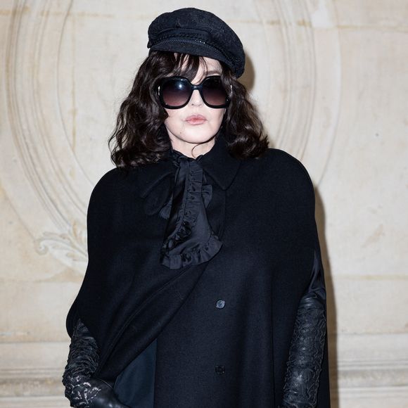 Isabelle Adjani - Photocall au défilé de mode Haute-Couture Christian Dior au musée Rodin lors de la Fashion Week Printemps-été 2023 de Paris, France, le 23 janvier 2023. © Olivier Borde/Bestimage