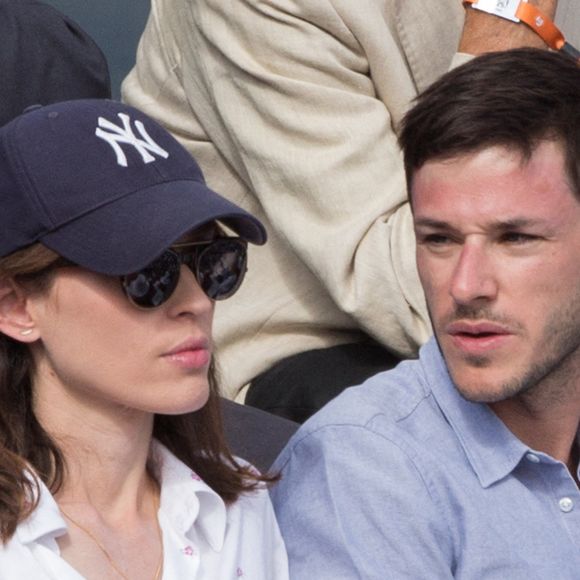 Gaspard Ulliel et Gaëlle Pietri sur les gradins lors des Internationaux de France de tennis à l'arène Roland-Garros à Paris, France le 7 juin 2017.  
Photo par Nasser Berzane/ABACAPRESS.COM