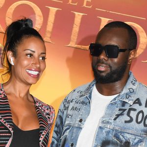 Ensuite, il s'agit de la télévision, et notamment de sa présence sur TF1 : "C’est clairement le nerf de la guerre pour un artiste".

Gims et sa femme Demdem Djuna à la projection exceptionnelle du nouveau Disney "Le Roi Lion" au Grand Rex à Paris le 11 juillet 2019.