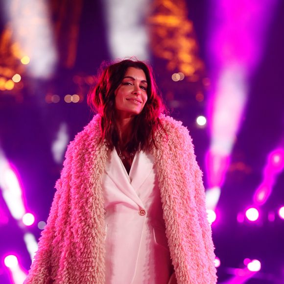 Exclusif - Jenifer Bartoli - Tournage de l'émission "La grande soirée du 31 décembre de Paris" au Musée du Quai Branly à Paris, diffusée le 31 décembre sur France 2
© Christophe Clovis / Bestimage