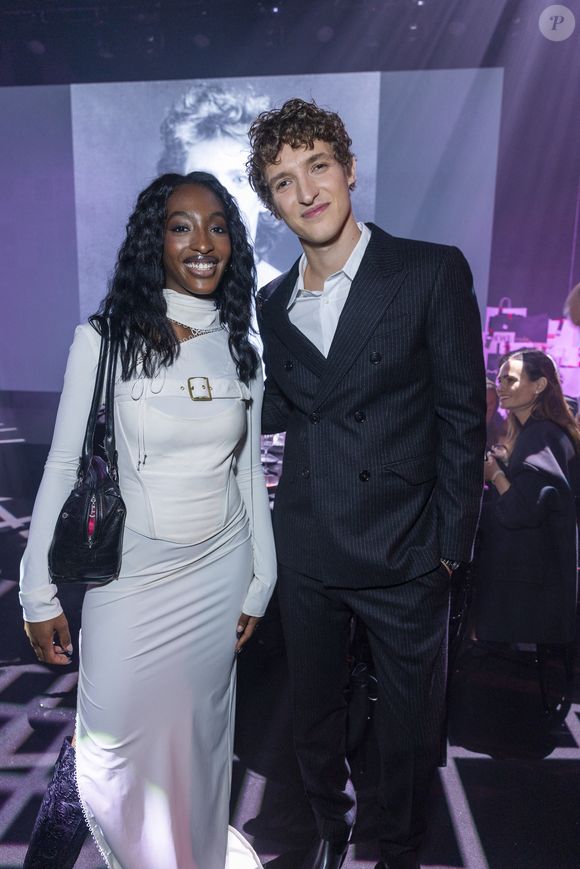 Ebony Cham et Aliocha Schneider au photocall du 22ème dîner de la mode pour le Sidaction à Paris le 30 janvier 2025.
© Olivier Borde / Bestimage