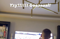 Matt Pokora célèbre le premier but de la France face au Maroc lors du match du 9 juillet 2026 de la Coupe du Monde de football