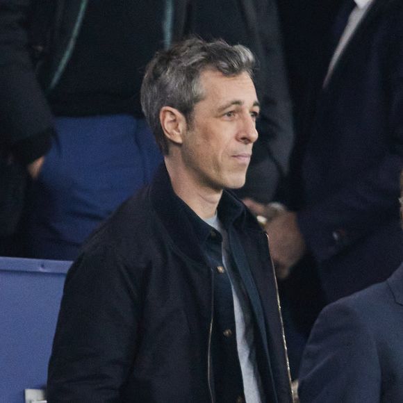 Michael Goldman - Célébrités dans les tribunes lors du quart de finale aller de Ligue des champions : Le PSG s'est incliné à domicile face au FC Barcelone (2-3) au Parc des Princes à Paris le 10 avril 2024. © Cyril Moreau/Bestimage